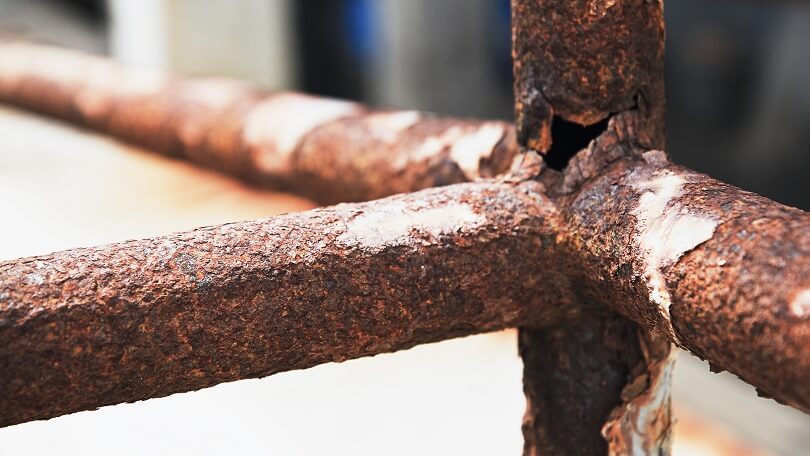 Difference Between Erosion and Corrosion