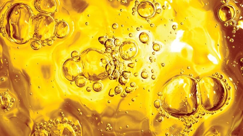 Difference Between Oil and Wax