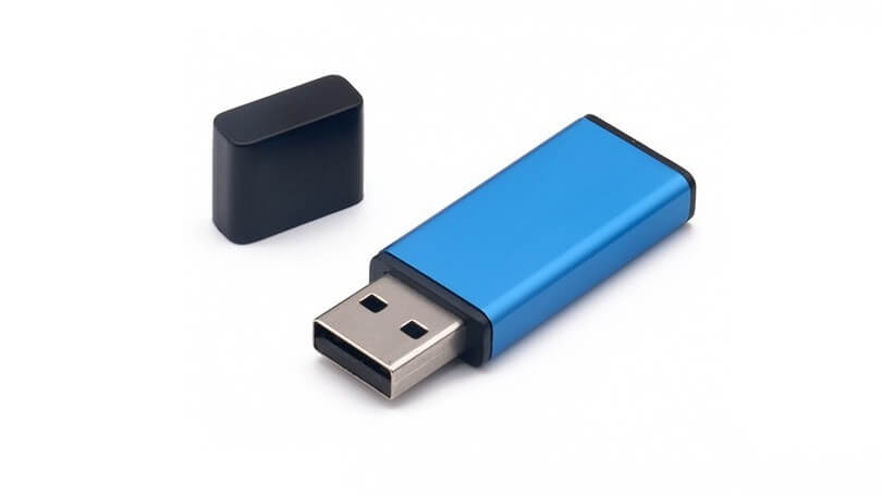 Difference Between Thumb Drive and Flash Drive